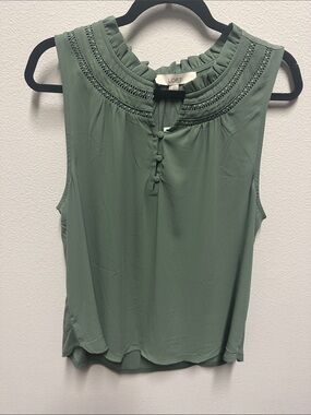 NWT LOFT Sage Green Sleeveless Ruffle Neck Shell Top - Large